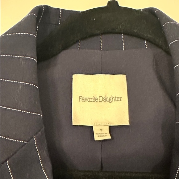Favorite Daughter Navy Pinstripe Blazer - Picture 6 of 7